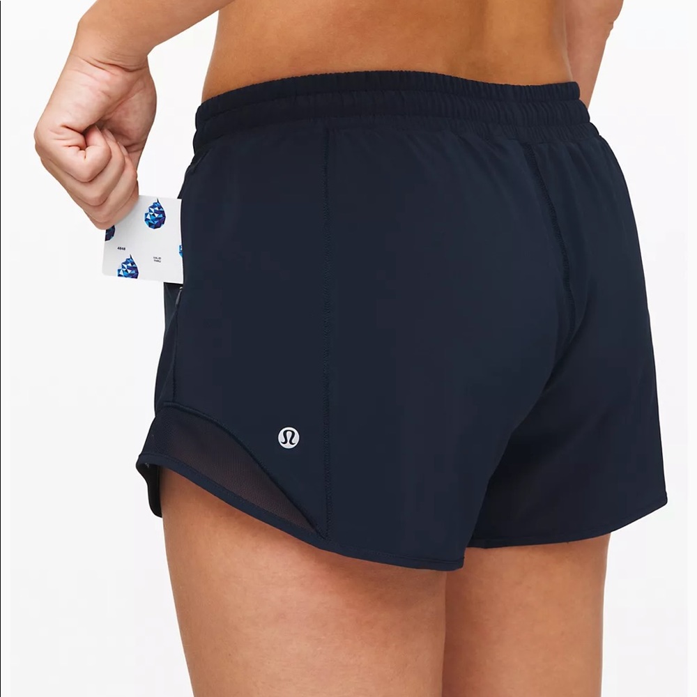 LULULEMON Hotty Hot Short 4” Lined - Navy